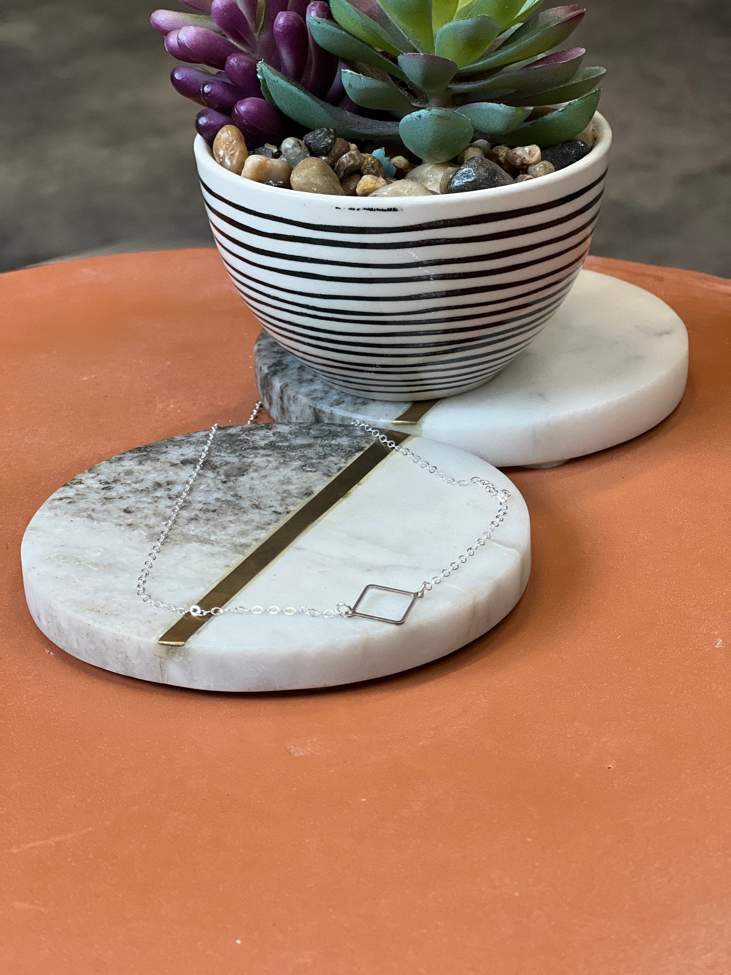 Dainty Geometric Necklace