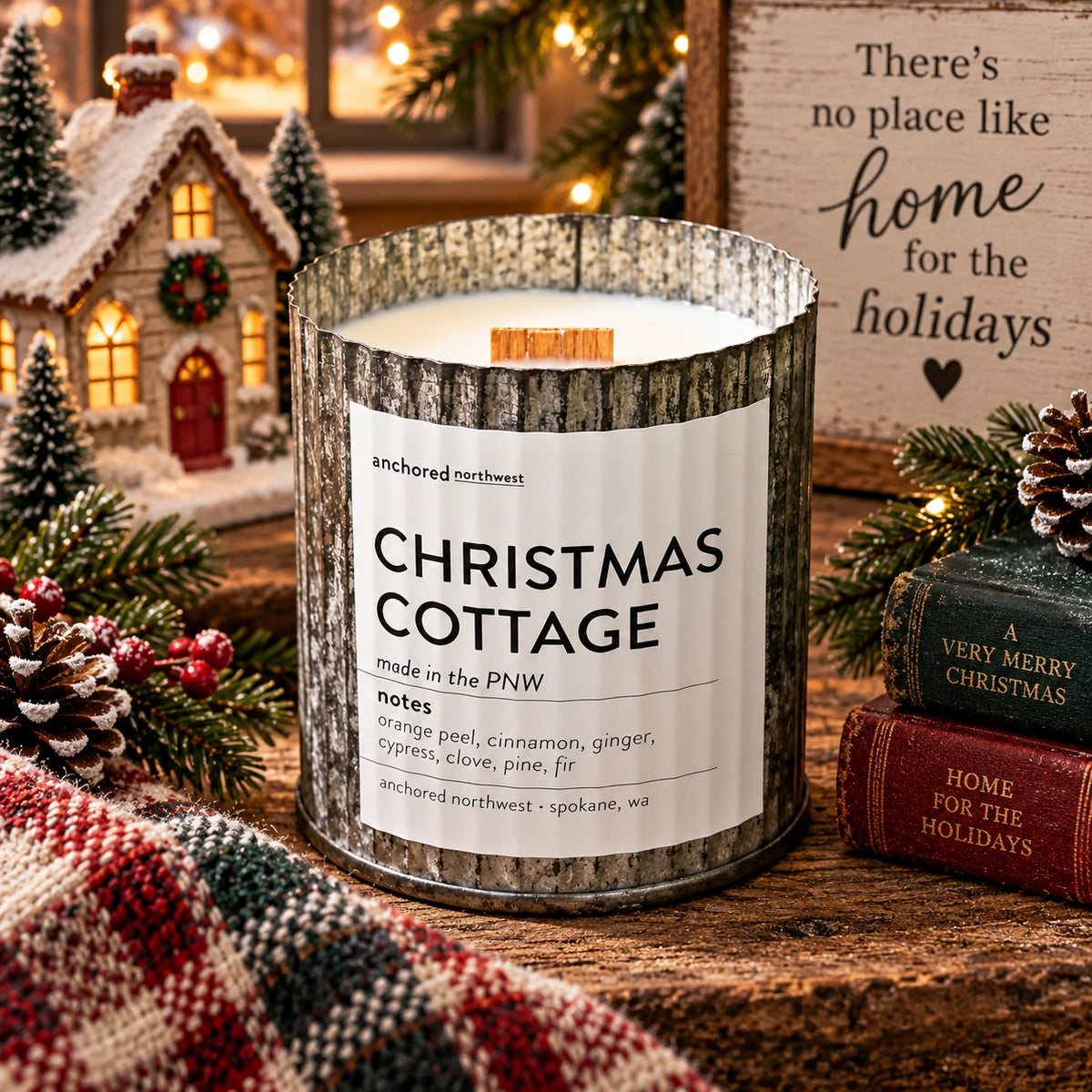 Christmas Cottage | Cozy Holiday Wood Wick Candle
