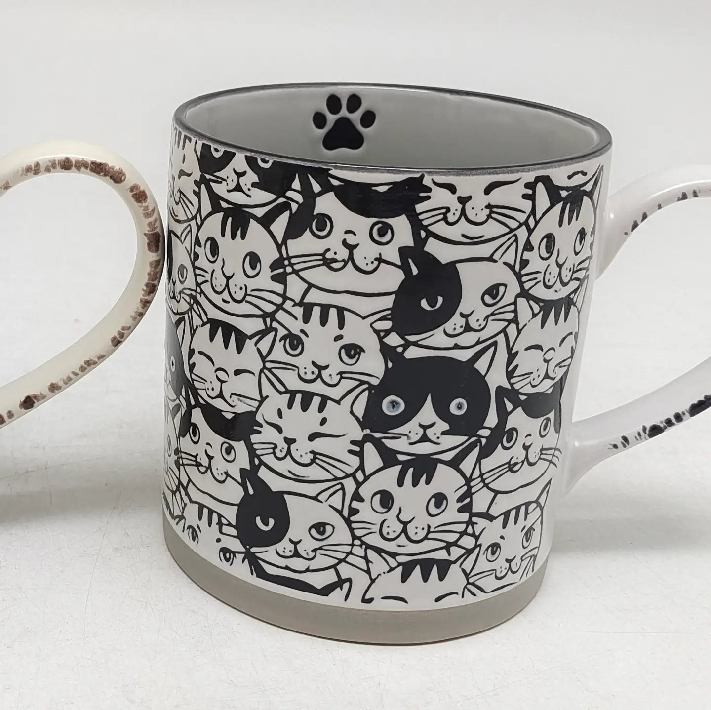 Bilbo Cat Mug 18oz